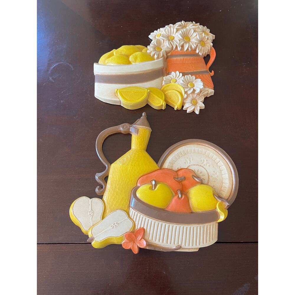 Vintage Early 80’homco Syroco Wall Plaques Kitschy Kitchen Decor Lemons Daisies